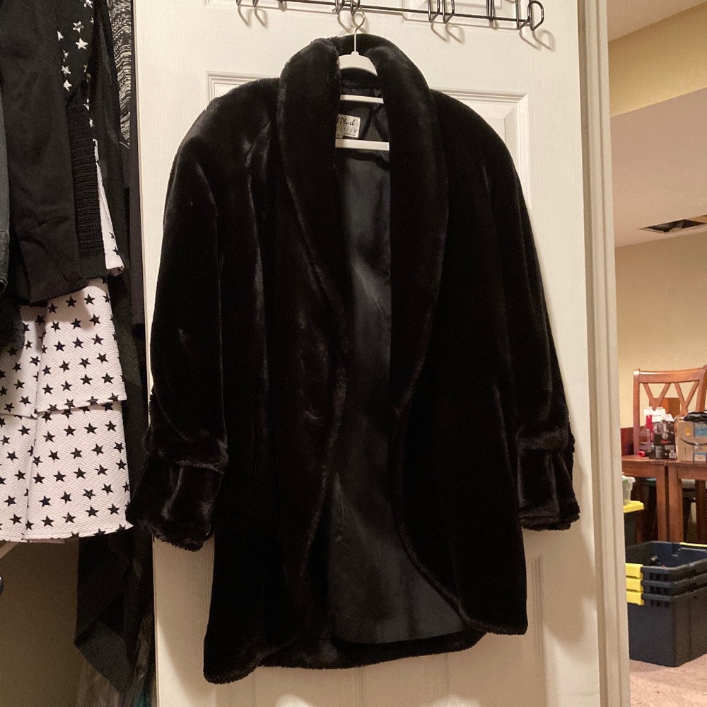 Vintage Regal Plush Collection Faux Fur Coat S Black